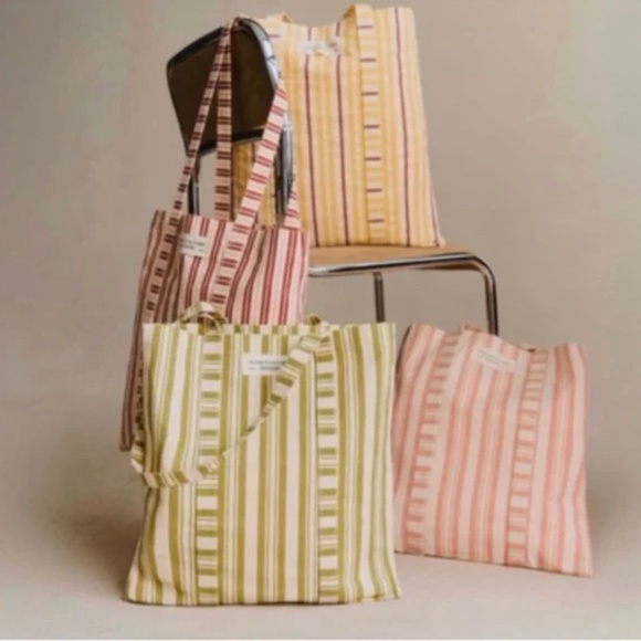 Sézane et Octubre Editions Paris 2013 Striped Tote Bag in Burgundy & Ecru - Picture 5 of 17